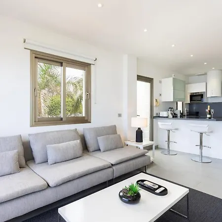 Modern With Sea Views And Terrace La Caleta Apartament