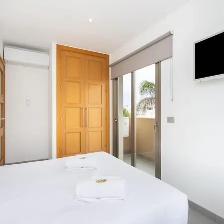 Apartament Modern With Sea Views And Terrace La Caleta