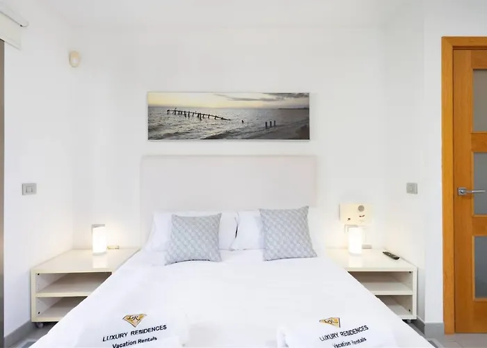 Apartament Modern With Sea Views And Terrace La Caleta *