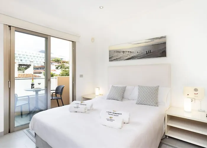 Modern Apartment With Sea Views And Terrace La Caleta *
