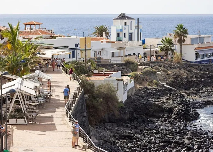 Modern Apartment With Sea Views And Terrace La Caleta *