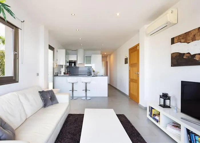 Modern Apartment With Sea Views And Terrace La Caleta Apartmán *